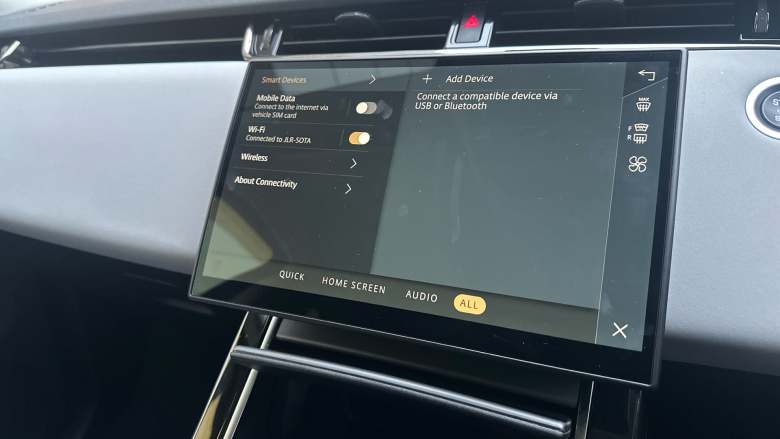 Land Rover Range Rover Evoque 1.5 P270e Dynamic SE 5dr Auto Hatchback